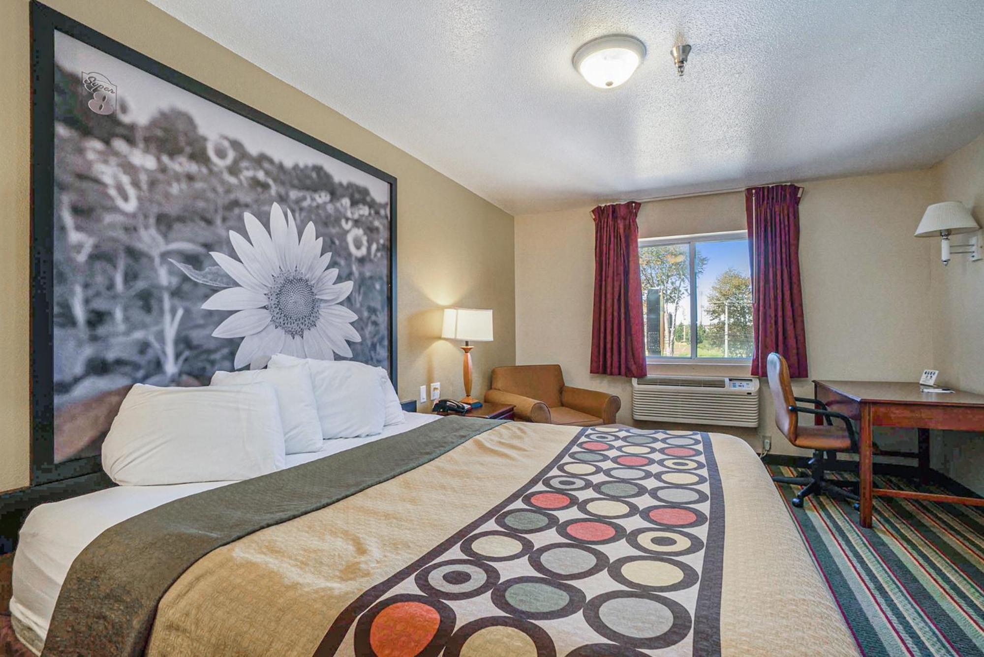 Super 8 By Wyndham Mt. Pleasant Hotel Mount Pleasant Buitenkant foto