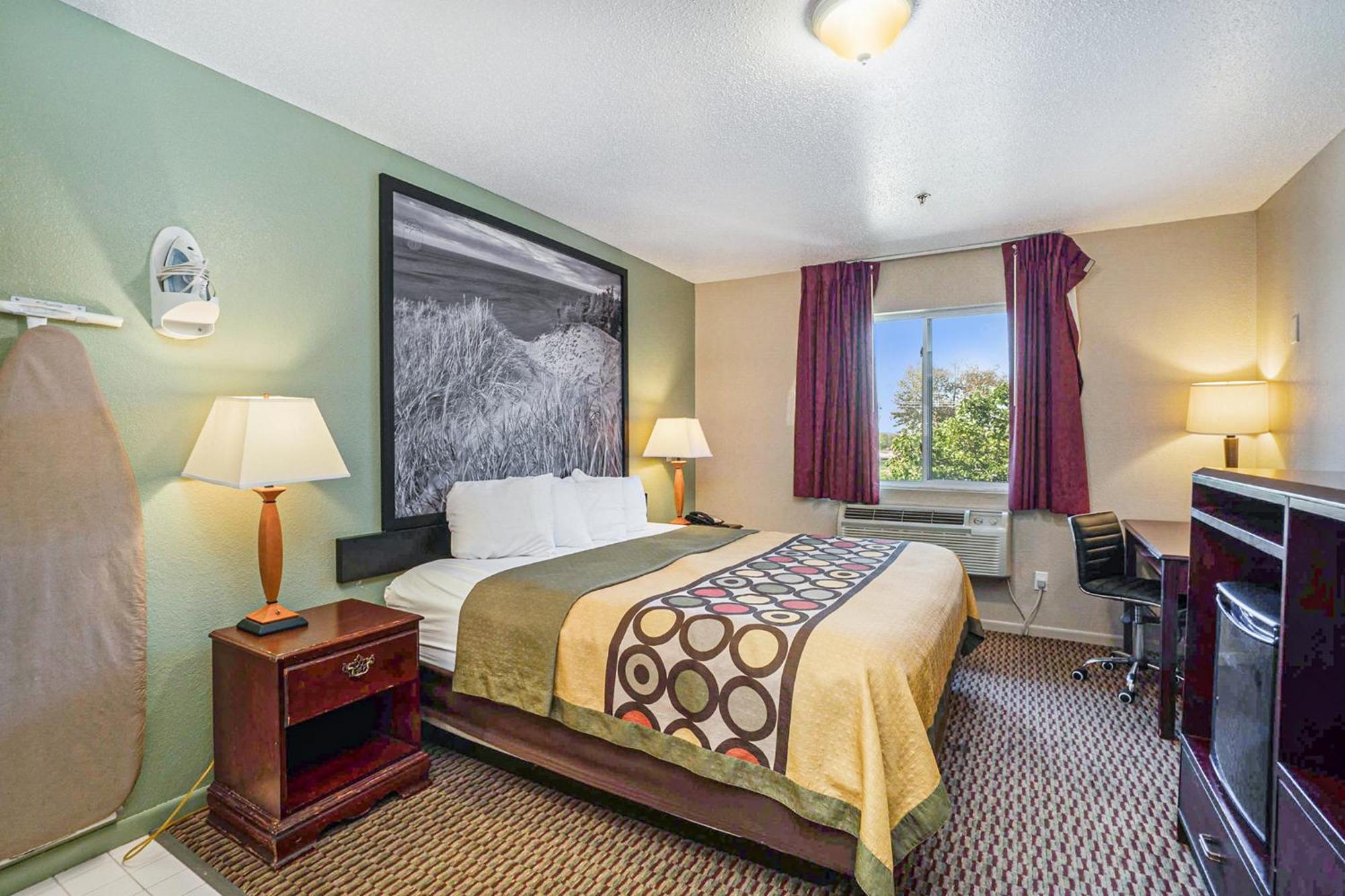 Super 8 By Wyndham Mt. Pleasant Hotel Mount Pleasant Buitenkant foto