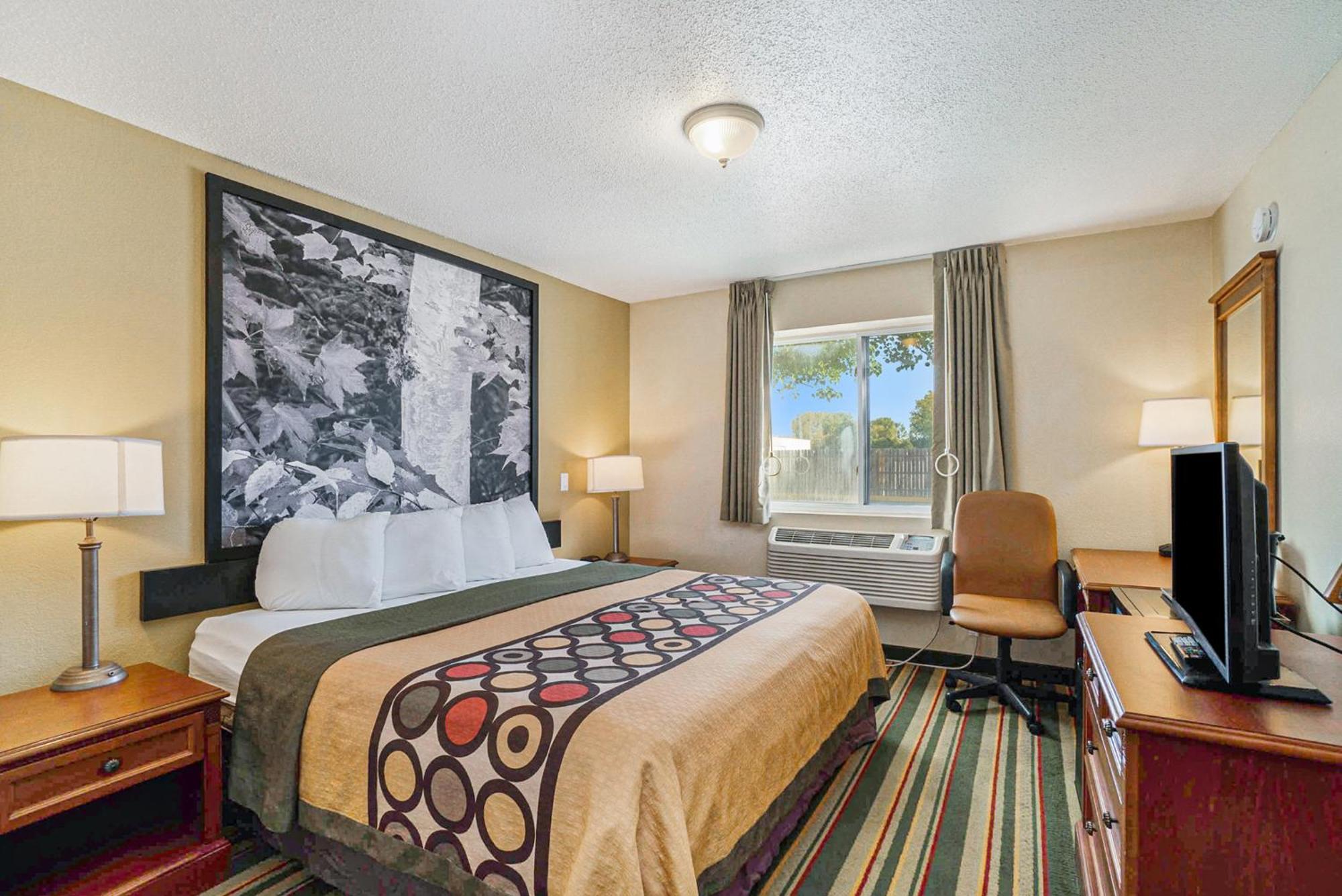 Super 8 By Wyndham Mt. Pleasant Hotel Mount Pleasant Buitenkant foto
