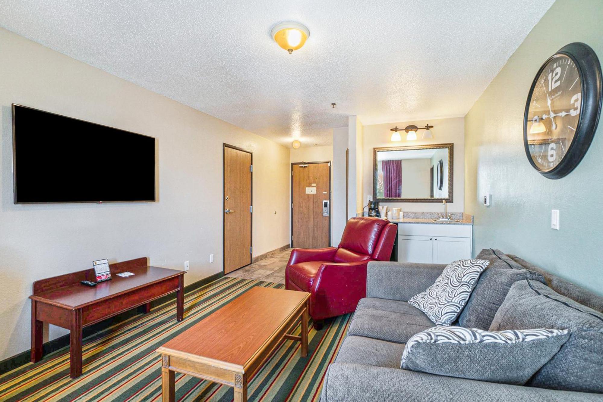 Super 8 By Wyndham Mt. Pleasant Hotel Mount Pleasant Buitenkant foto