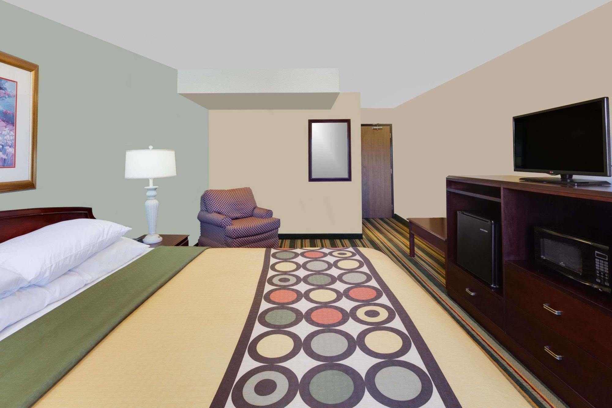 Super 8 By Wyndham Mt. Pleasant Hotel Mount Pleasant Buitenkant foto